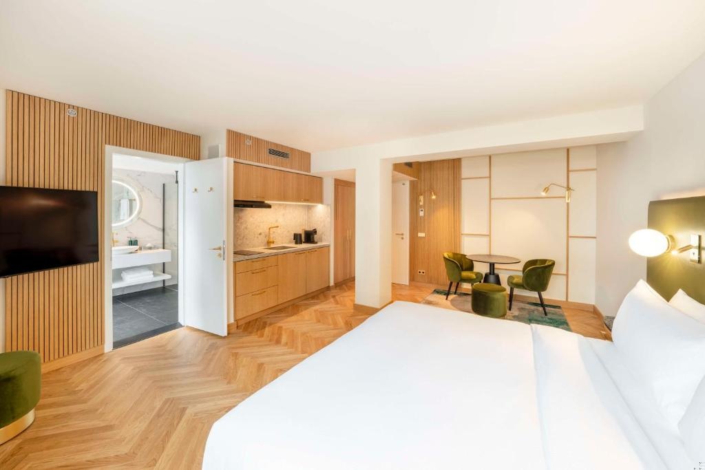 Hilton Berlinroomsrooms Image 3838