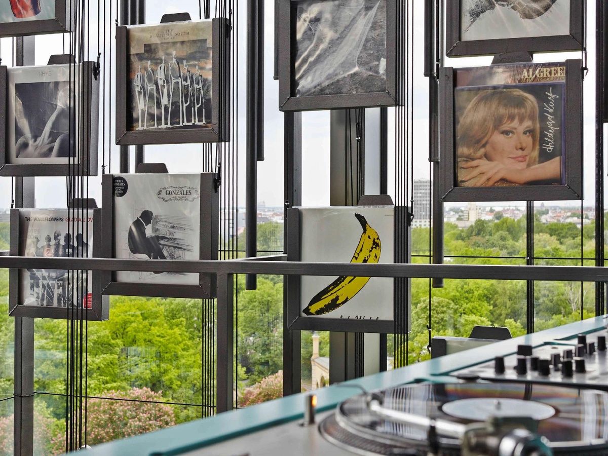 25hours Hotel Bikini Berlin FacilitiesBar 27