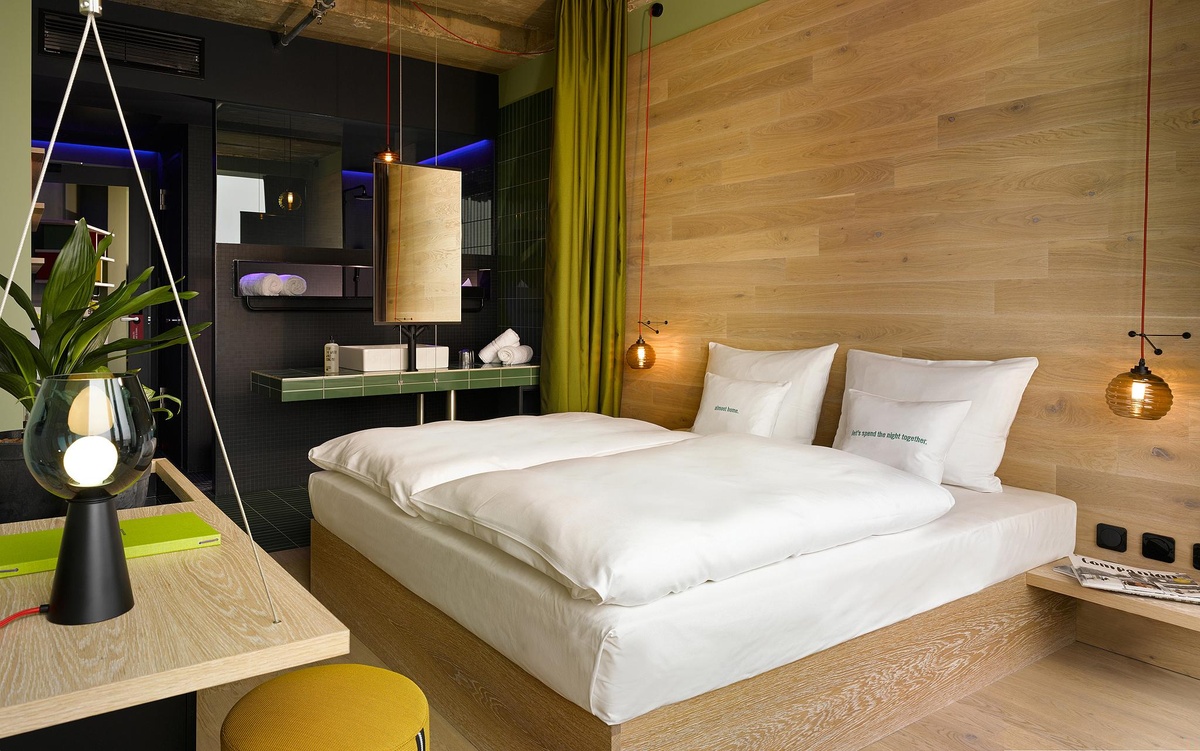 25hours Hotel Bikini Berlin RoomsSuperior Double Room Bed 4