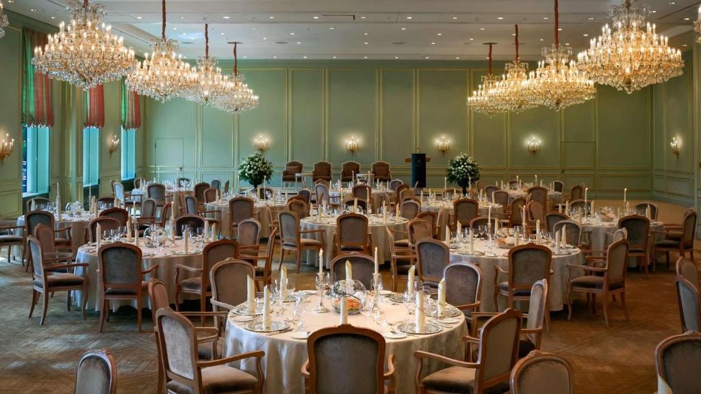 Hotel Adlon KempinskifacilitiesMeeting Room Ballrooms20