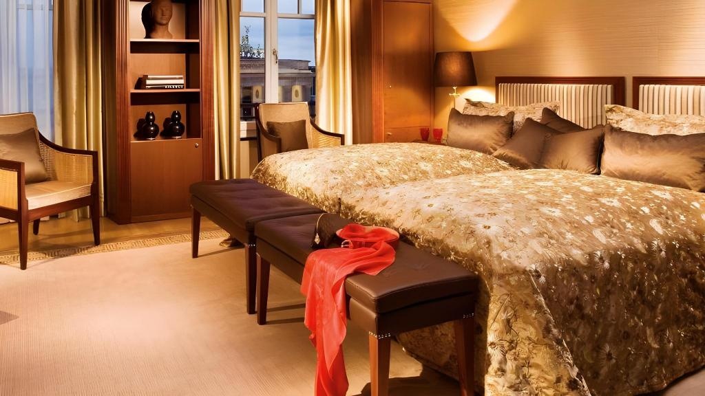 Hotel Adlon Kempinskiroomsrooms Image 3434
