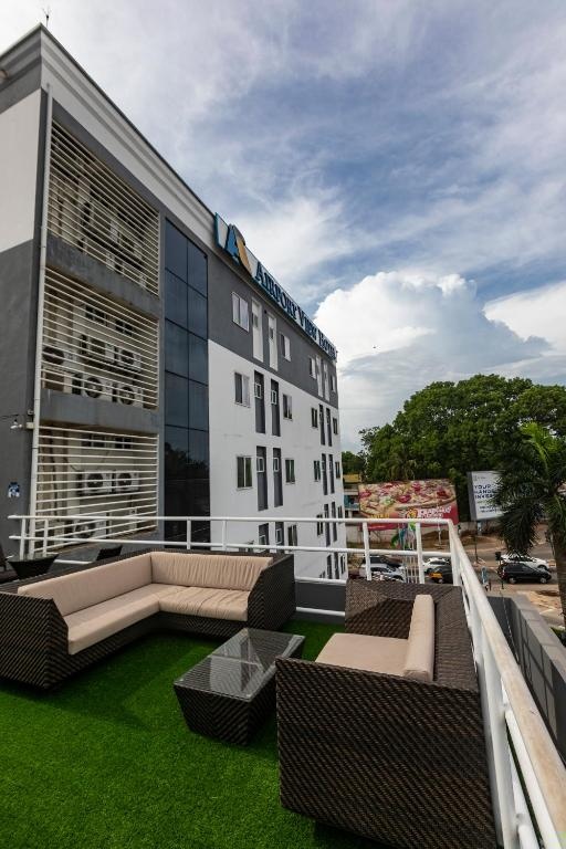 Airport View Hotel__facilities__Balconyterrace_6