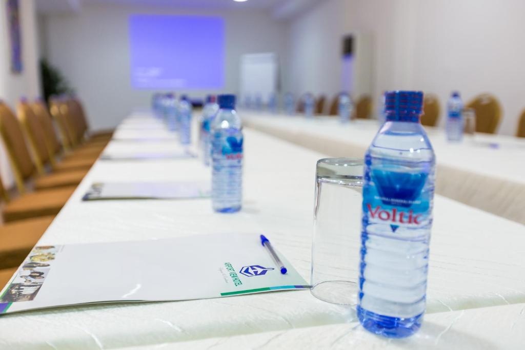 Airport View Hotel__facilities__Meeting Room Ballrooms_29