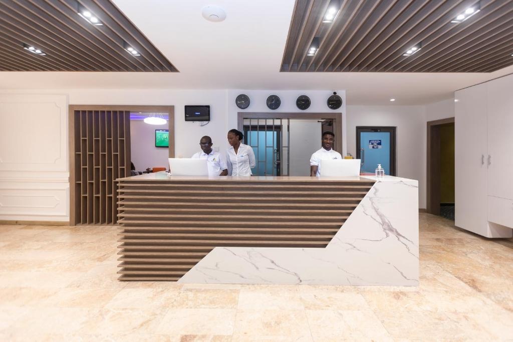 Airport View Hotel__property_views__Lobby_34
