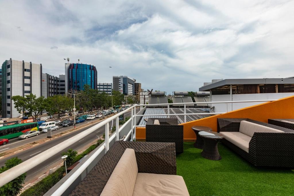 Airport View Hotel__property_views__View_30
