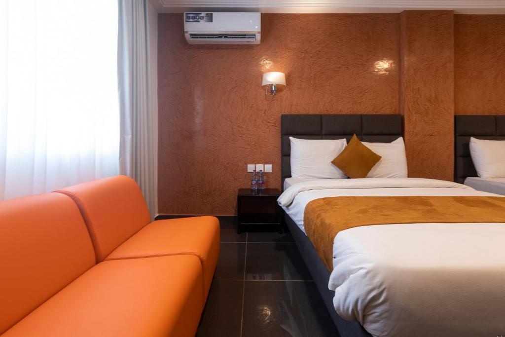Airport View Hotel__rooms__Standard Twin Room_10