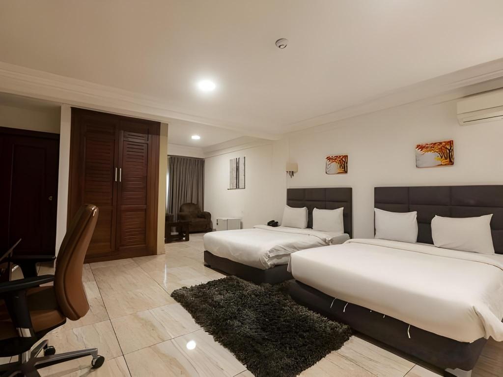 Airport View Hotel__rooms__rooms Image 1_1