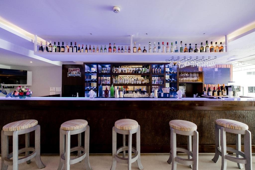 Regenta Baywatch Resort Goa  Facilities  Barlounge 32