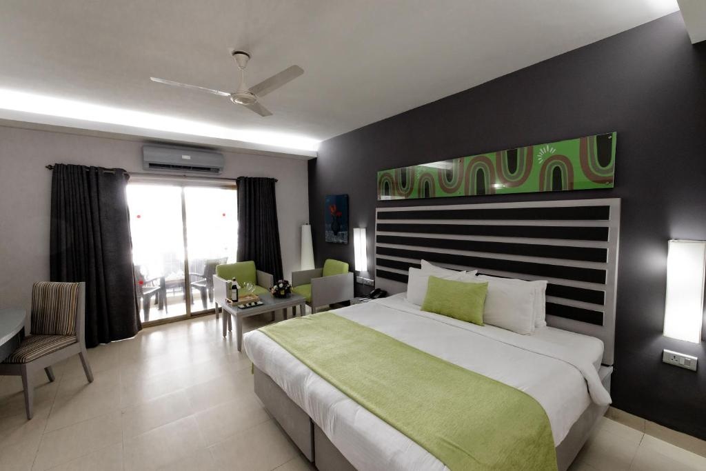 Regenta Baywatch Resort Goa  Facilities  Garden 2
