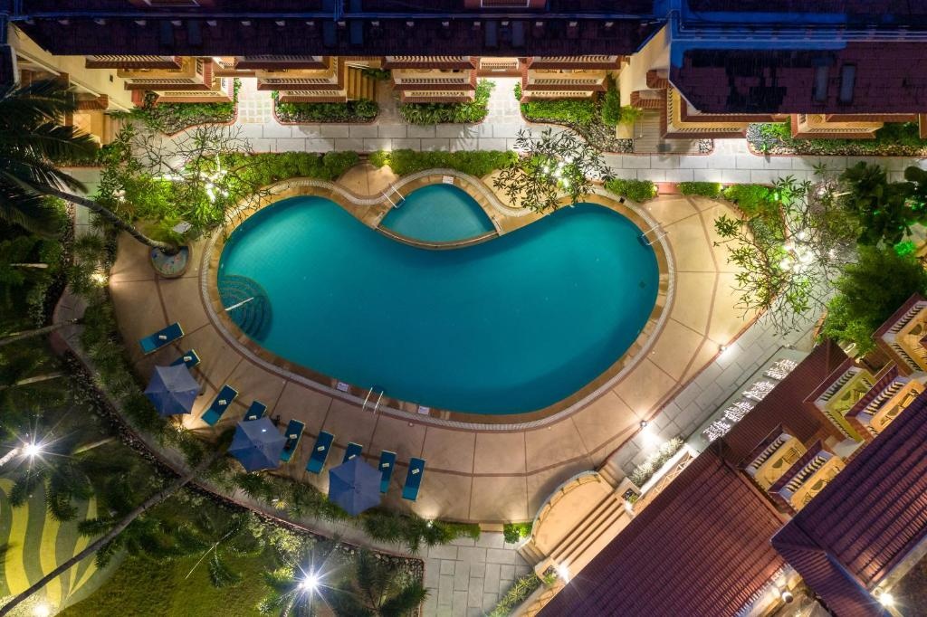 Lazy Lagoon Baga A Lemon Tree Resort  Facilities  Swimming Pool 11