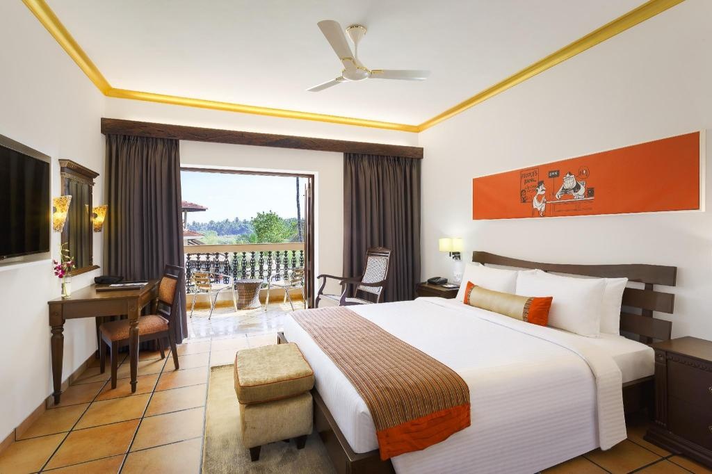 Lazy Lagoon Baga A Lemon Tree Resort  Rooms  Deluxe Suite Bed 2