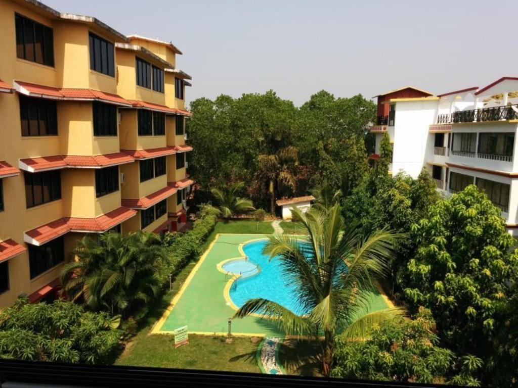 Goan Clove Hotel  Facilities  Swimming Pool 2