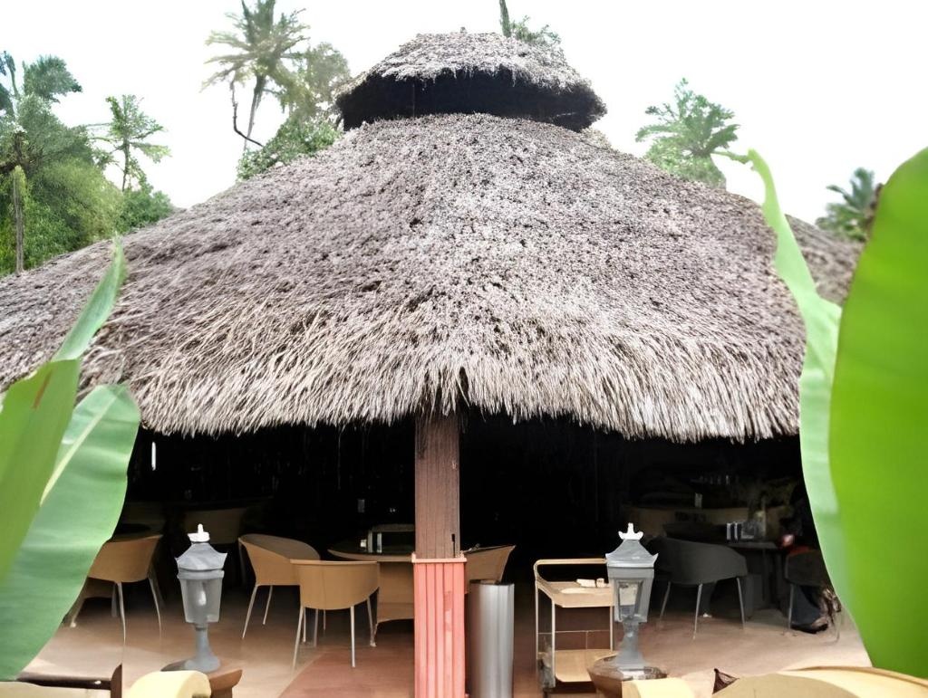 Country Club De Goa Hotel  Dining  Restaurant 4