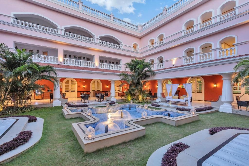 Club Mahindra Emerald Palms  Property Views  Exterior View 1