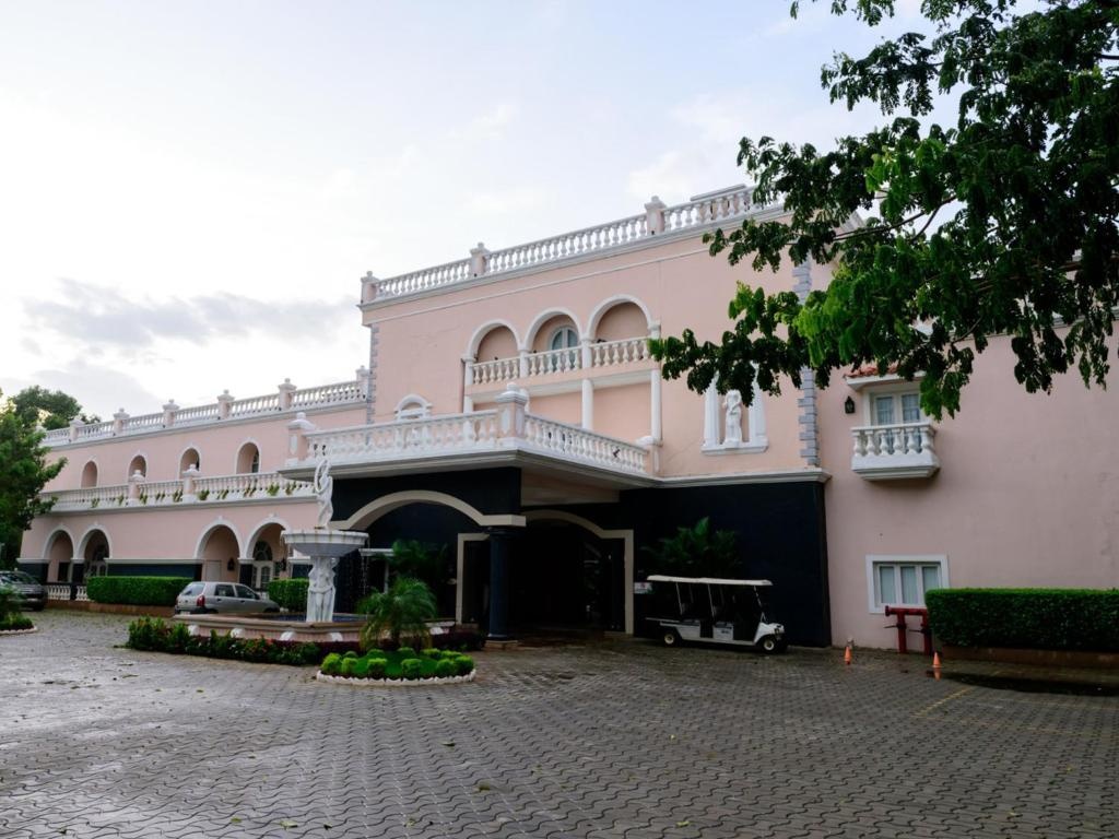 Club Mahindra Emerald Palms  Property Views  Exterior View 22
