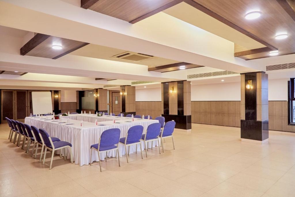 Hotel Orion  Facilities  Business Center 7