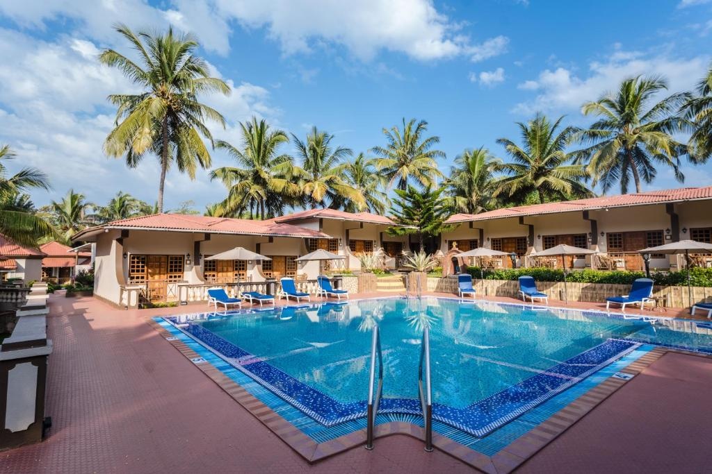 Leoney Resort  Facilities  Swimming Pool 1