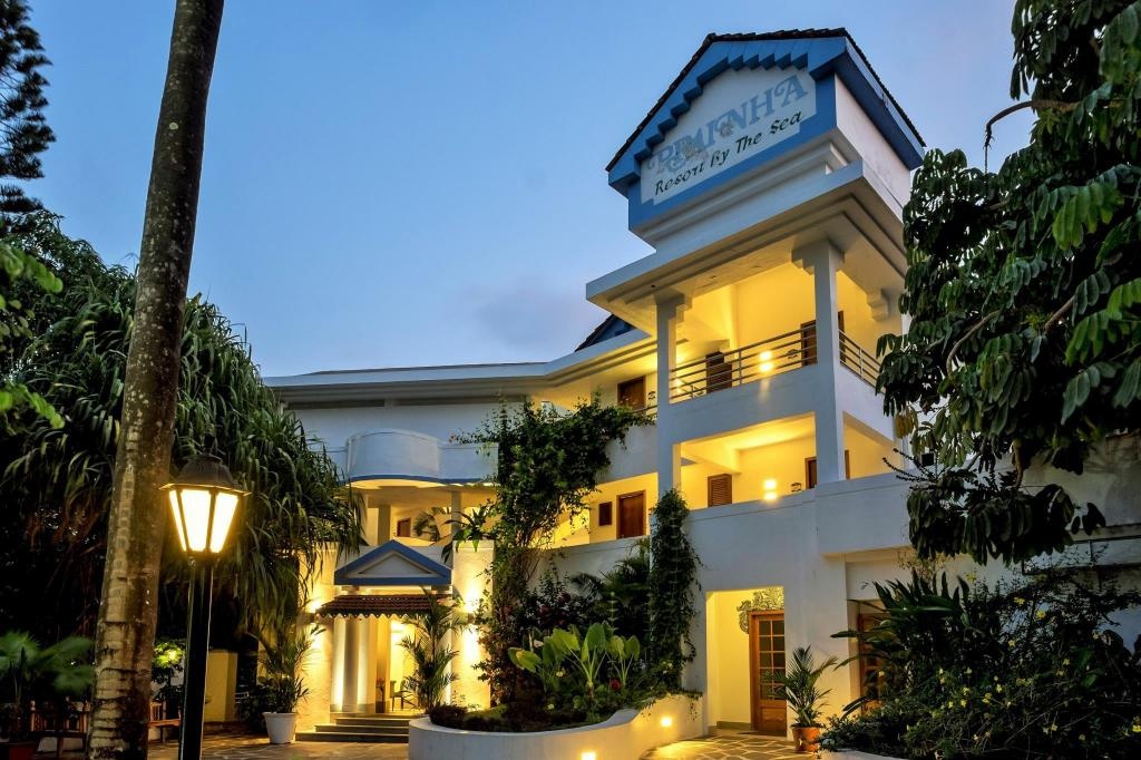 Prainha Resort By The Sea  Property Views  Entrance 1