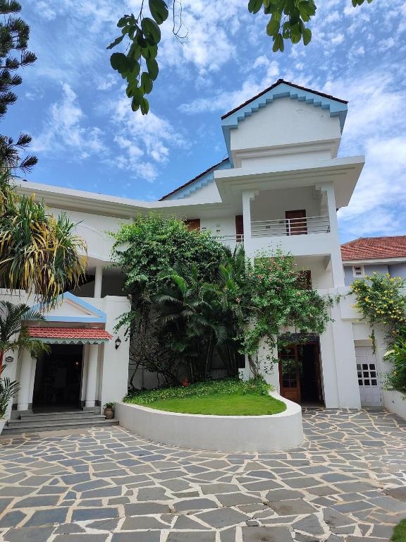 Prainha Resort By The Sea  Property Views  Entrance 8