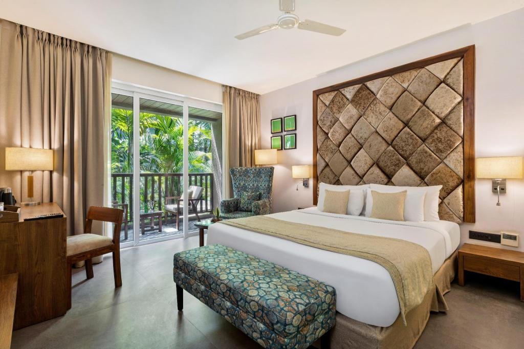 Riva Beach Resort  Rooms  Superior Deluxe Room With Balcony Bed 6