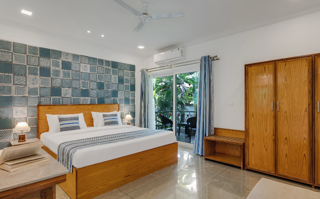 Santana Beach Resort  Rooms  Deluxe Room View 1