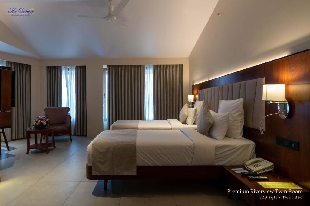 The Crown Goa Hotel  Rooms  Rooms Image 1 1