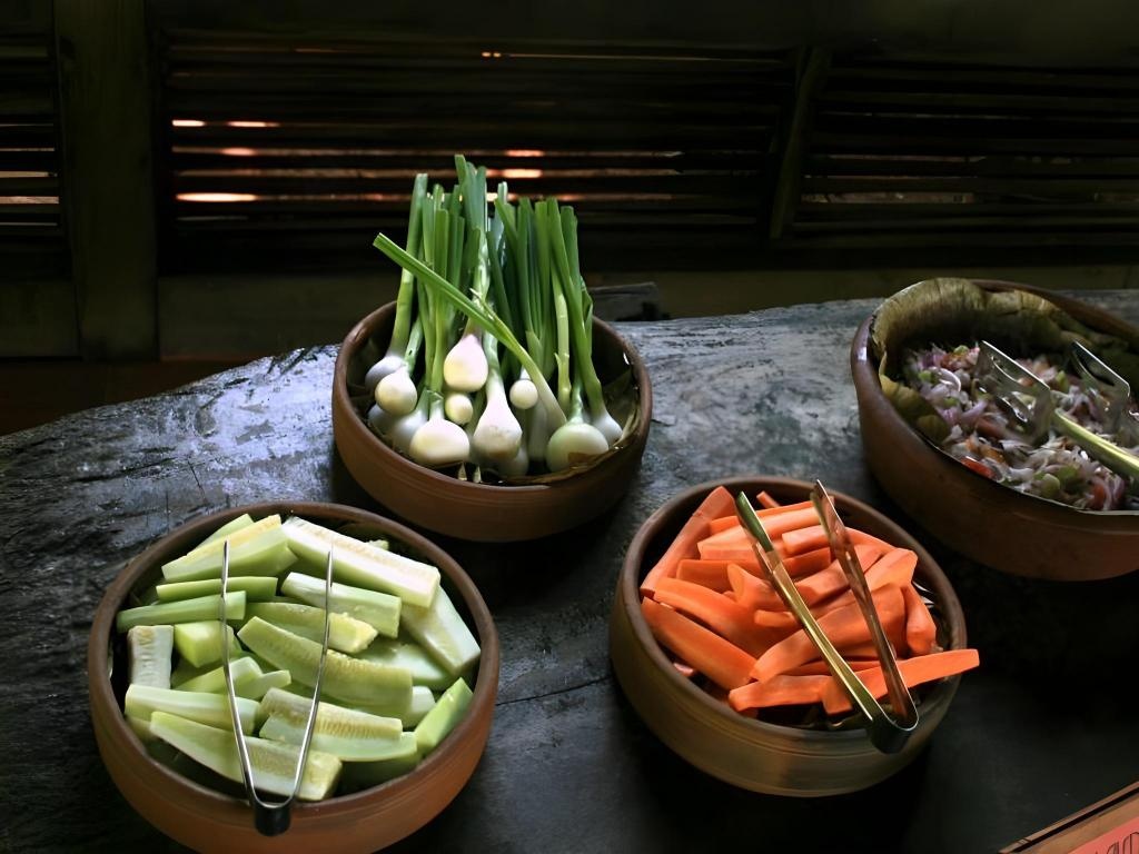 Wildernest Nature Resort  Dining  Buffet 3