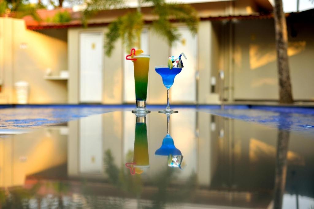 Majestic Beach Comforts Beachfront  Dining  Food And Beverages 3
