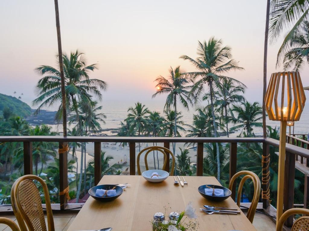Antares Beach Resort And Club Vagator Beach  Dining  Restaurant 1