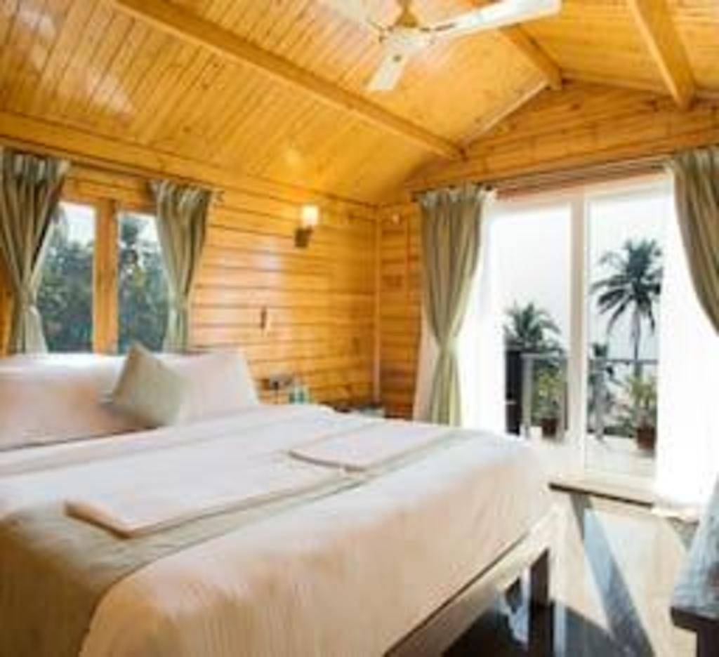 Antares Beach Resort And Club Vagator Beach  Rooms  Rooms Image 2 2