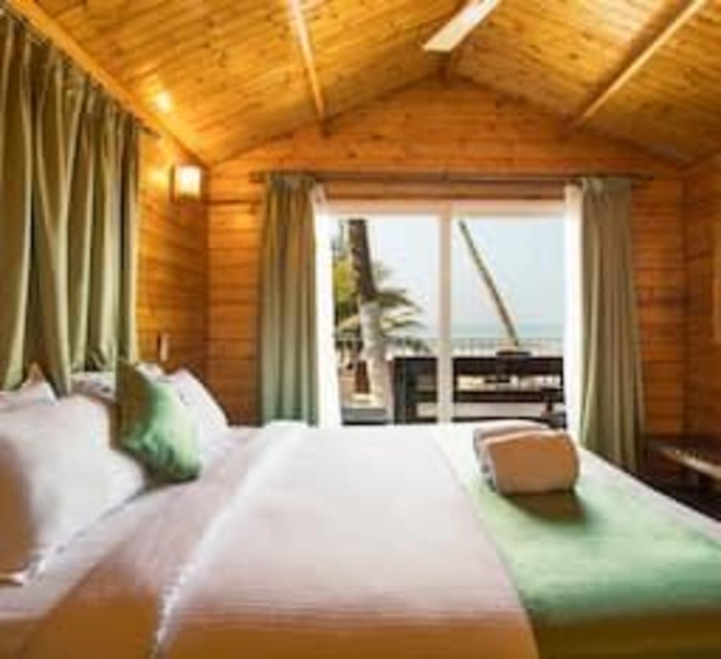 Antares Beach Resort And Club Vagator Beach  Rooms  Rooms Image 4 4