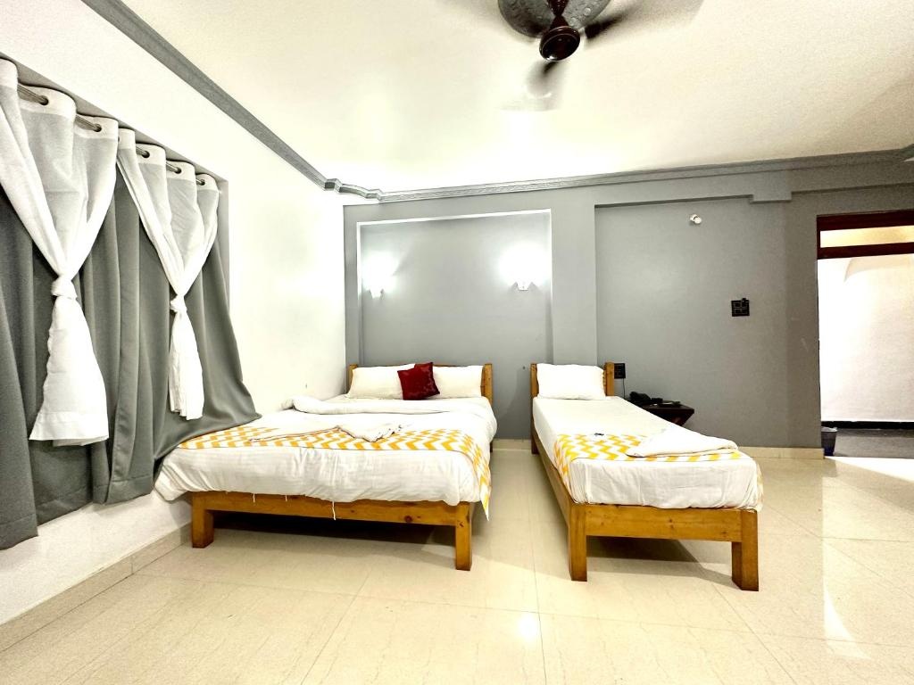 HOTEL BAGA BAY  Rooms  Rooms Image 10 10