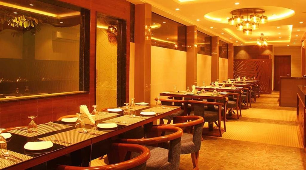 The Flora Residency  Dining  Restaurant 1