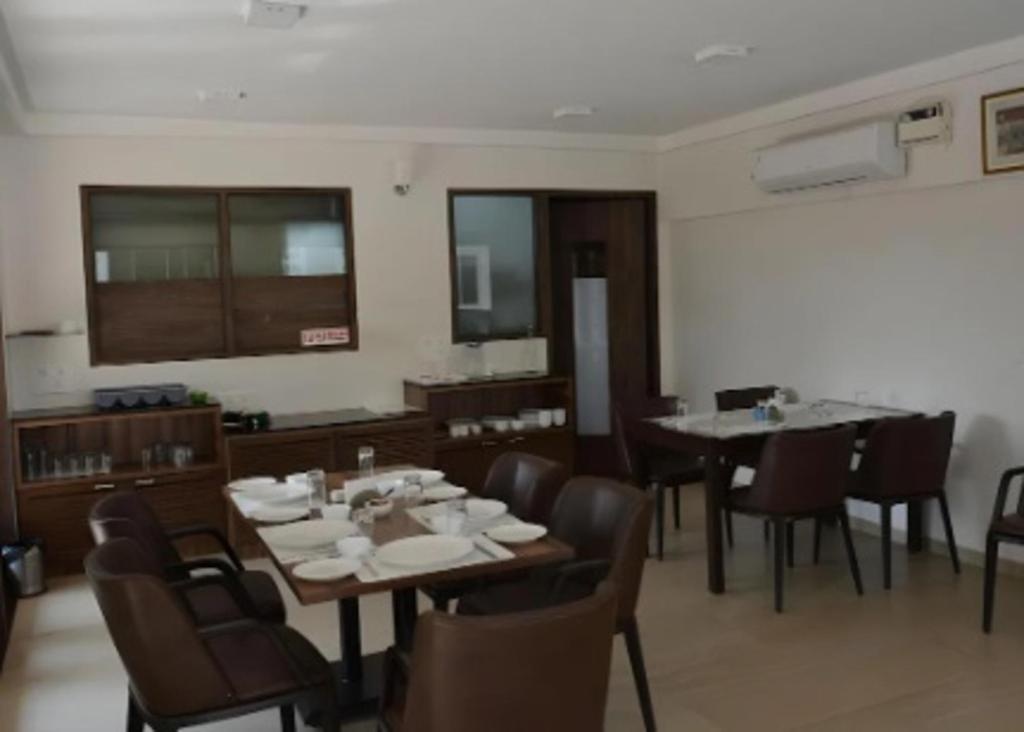 La Vida Studio Inn Baga Goa By Lords Hotels And Resorts  Dining  Restaurant 2