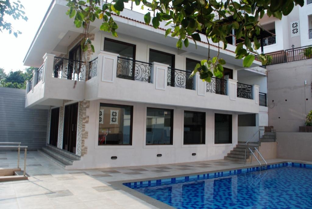 La Vida Studio Inn Baga Goa By Lords Hotels And Resorts  Facilities  Swimming Pool 1