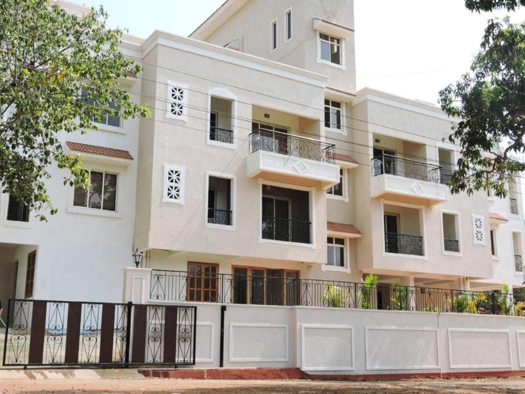 La Vida Studio Inn Baga Goa By Lords Hotels And Resorts  Property Views  Exterior View 6