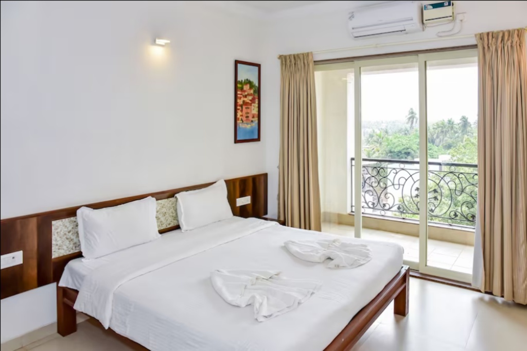 La Vida Studio Inn Baga Goa By Lords Hotels And Resorts  Rooms  3 Bedroom Suite Bed 1