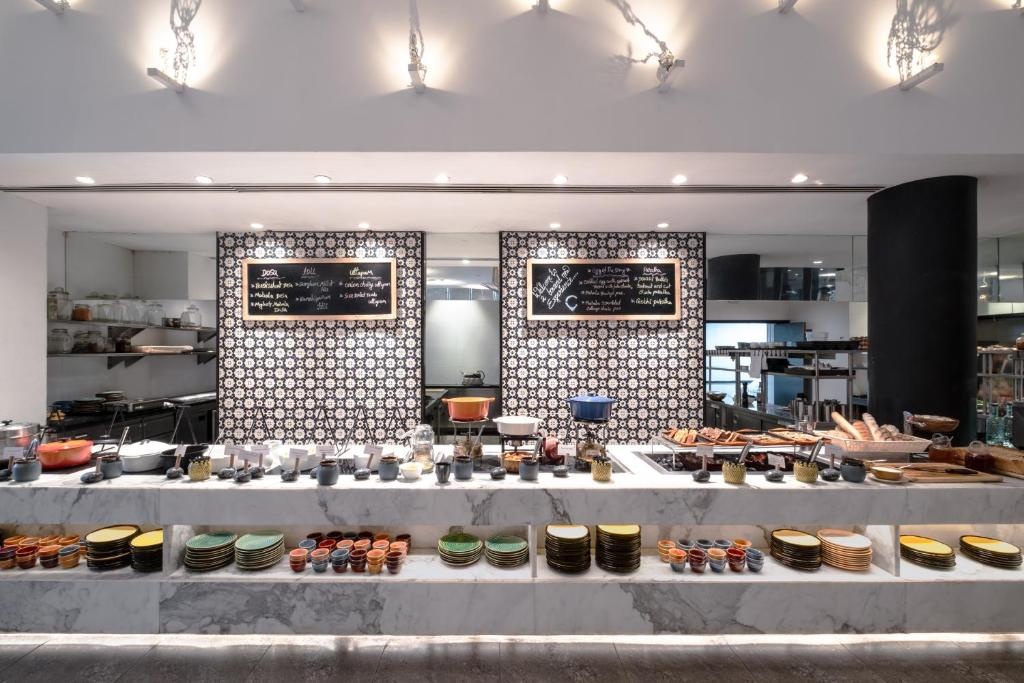 Hyatt Centric Candolim Goa  Dining  Restaurant 8