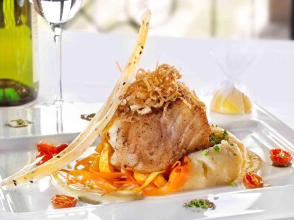 The LaLiT Golf Spa Resort Goa  Dining  Food And Beverages 7
