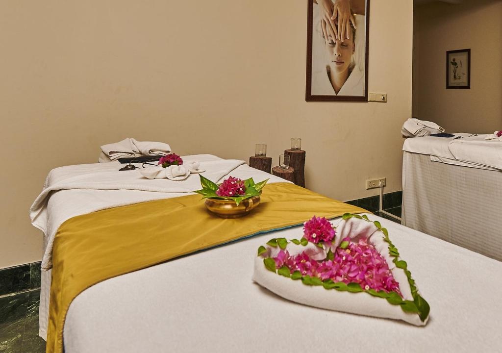 The LaLiT Golf Spa Resort Goa  Facilities  Massage 48