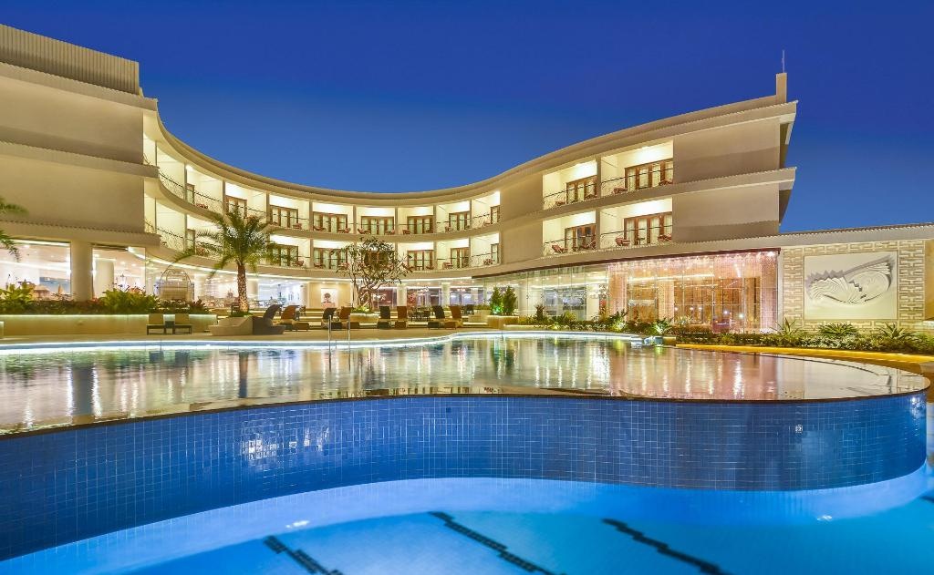 Park Regis Goa  Facilities  Swimming Pool 1