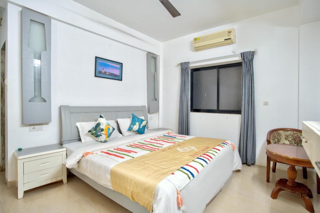 HOTEL 69  Rooms  Classic Double Bedroom 6