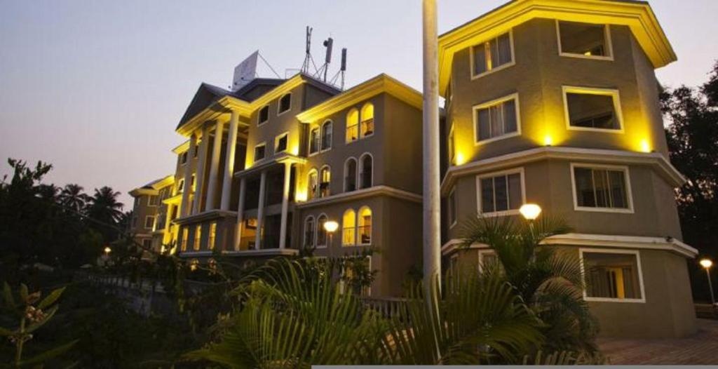 The Golden Suites Spa Calangute Hotel  Property Views  Property Views Image 4 4