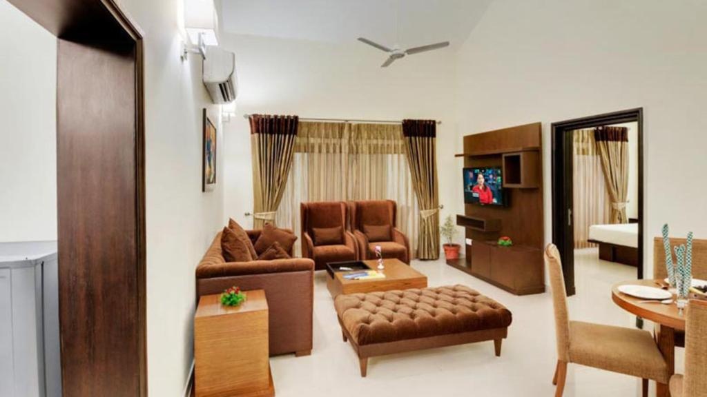 The Golden Suites Spa Calangute Hotel  Rooms  Rooms Image 4 4