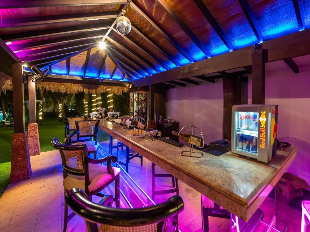 O Hotel Goa Candolim Beach  Facilities  Bar 18