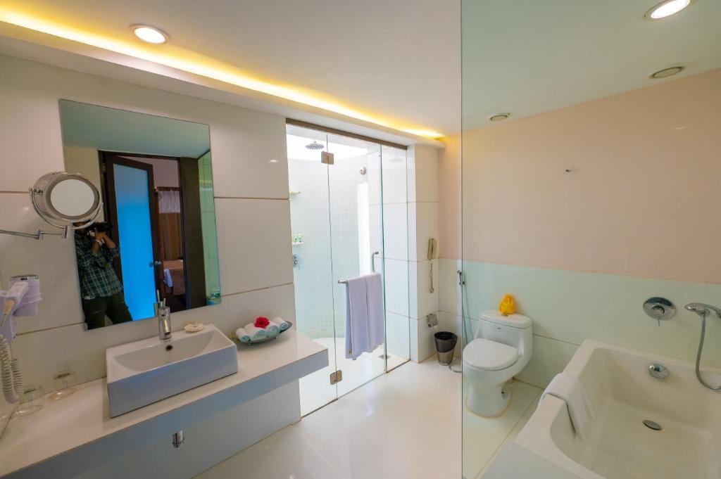 O Hotel Goa Candolim Beach  Facilities  Facilities 15