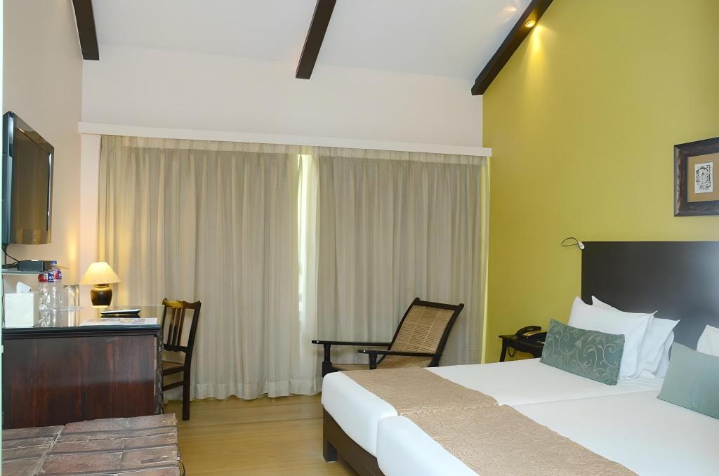 O Hotel Goa Candolim Beach  Rooms  Deluxe Twin Room With Balcony Guestroom 12