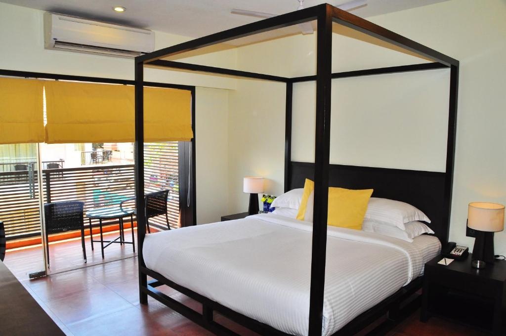 Kyriad Prestige Calangute Goa By OTHPL  Rooms  Rooms Image 4 4