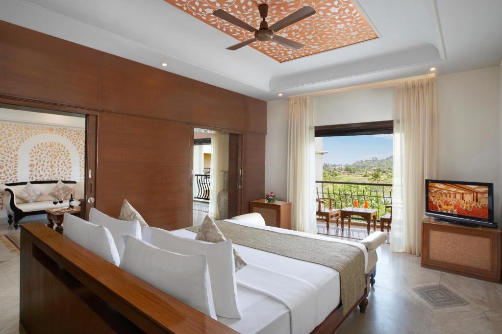Resort Rio Arpora Baga  Rooms  Royale Suite Rio Wing View 10