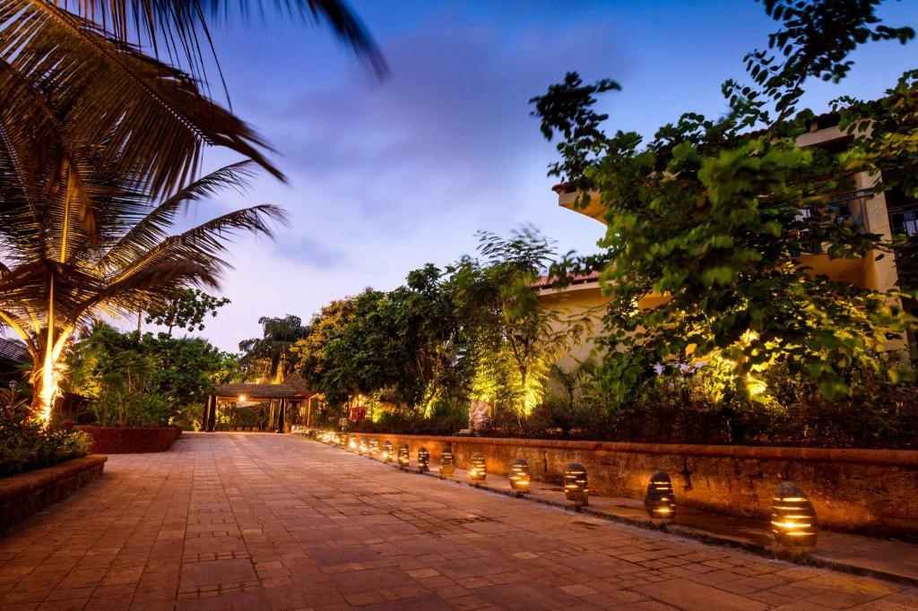 Beleza By The Beach  Property Views  Entrance 2